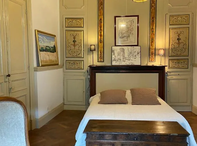 Apartament Le Du Chateau *